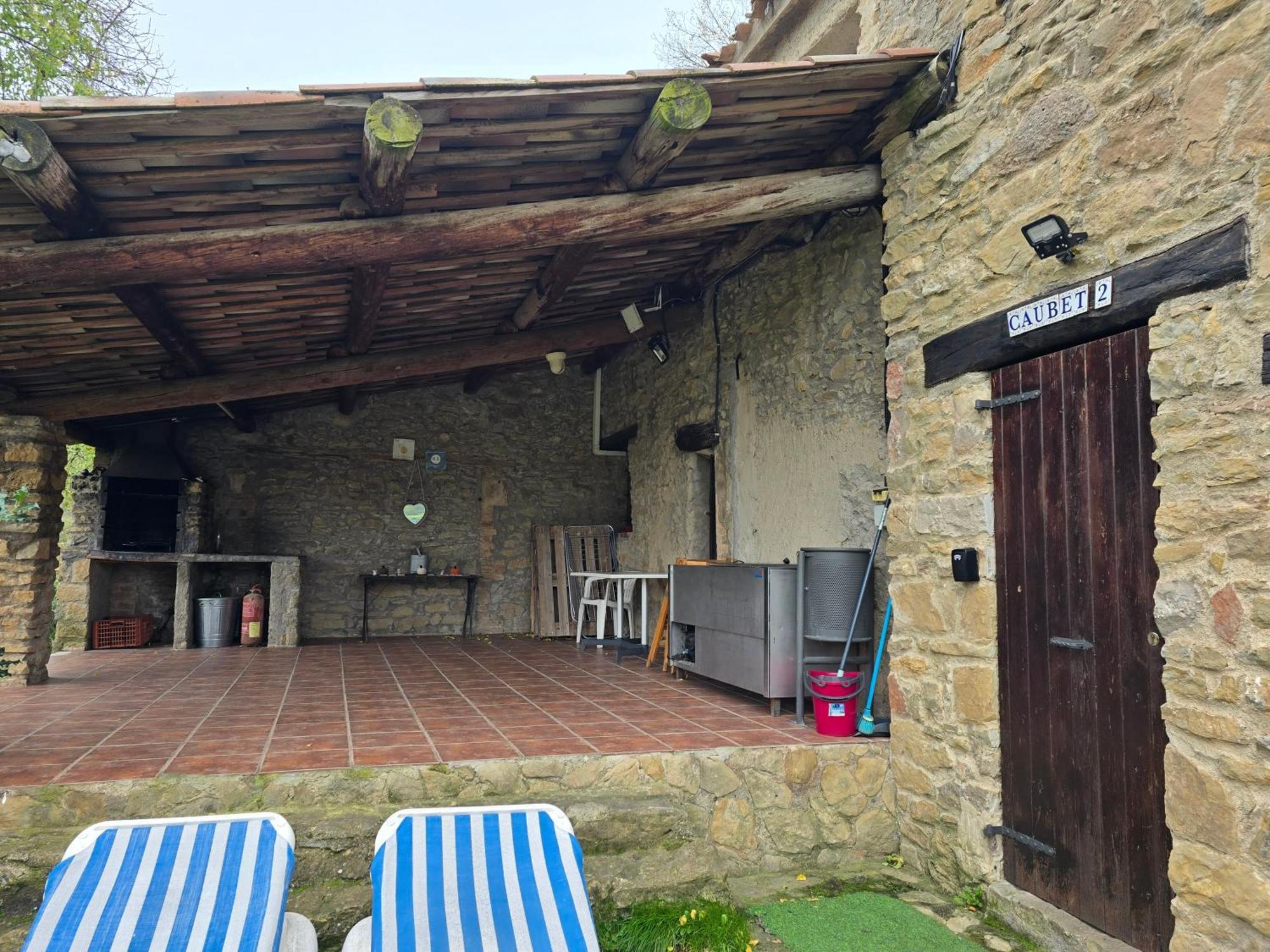 Complex Rural Can Caubet Berga Exterior foto