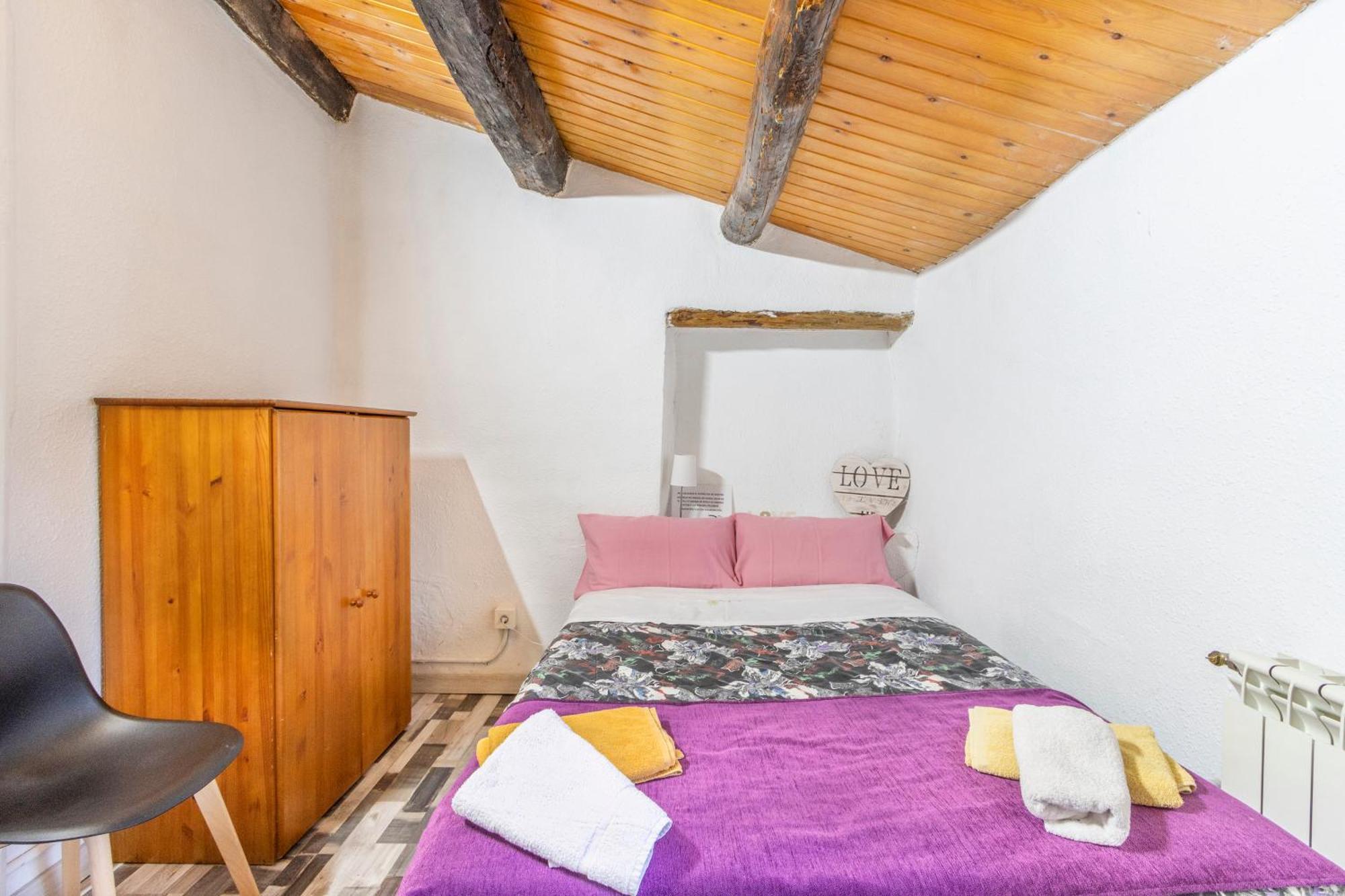 Complex Rural Can Caubet Berga Exterior foto