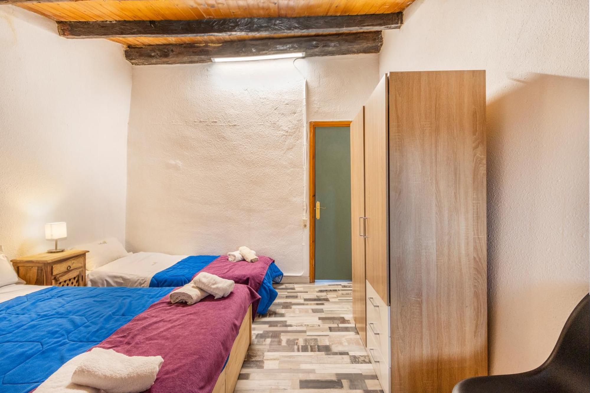 Complex Rural Can Caubet Berga Exterior foto